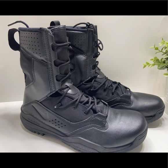 NEW Nike Field 2 8" Tactical Military Combat Boots 9-14 - Picture 7 of 9